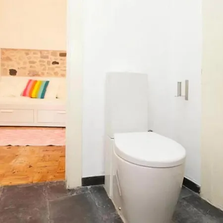 Alfama 1br With Mezzanine Lisboa